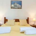 Asterias 2 Apartment